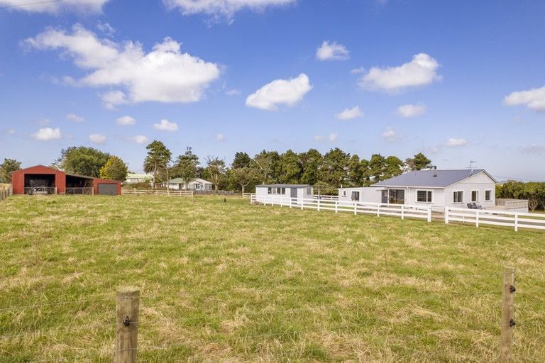 Photo of property in 370 Boylan Road, Te Roti, Hawera, 4673