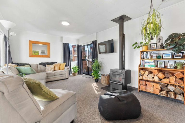 Photo of property in 36 Alison Street, Mangakakahi, Rotorua, 3015