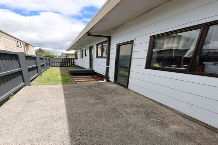 Photo of property in 4/7 Settlement Road, Papakura, 2110