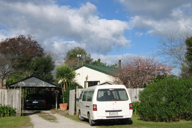 Photo of property in 4 Emerald Place, Papamoa Beach, Papamoa, 3118