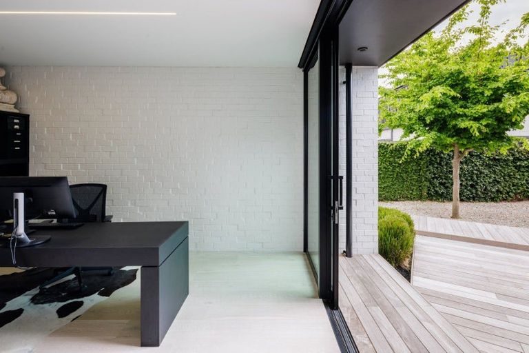 Photo of property in 92 Braid Road, St Andrews, Hamilton, 3200