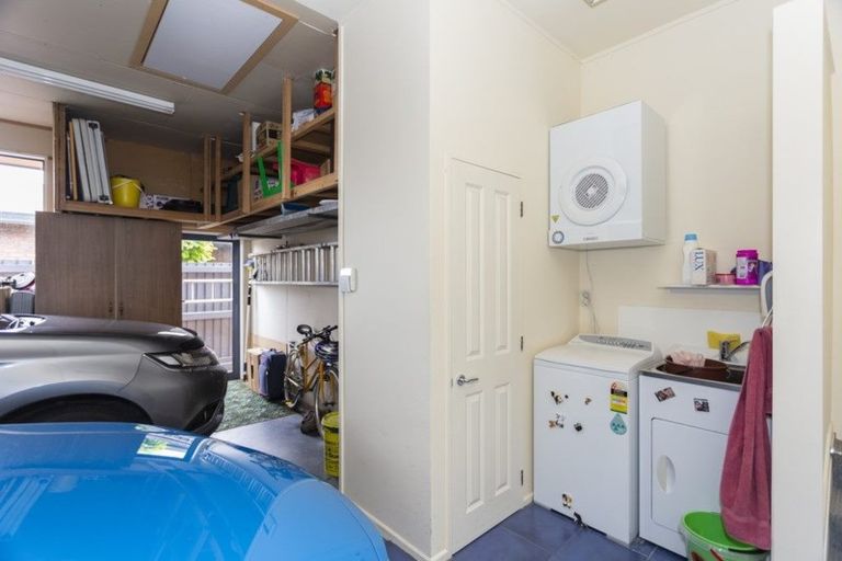 Photo of property in 2 Berkley Place, Oamaru North, Oamaru, 9400