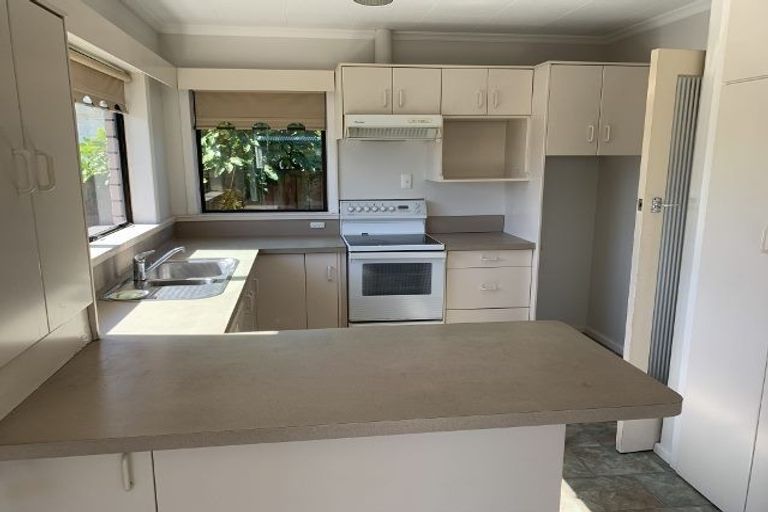 Photo of property in 6 Eastling Street, Bishopdale, Christchurch, 8053