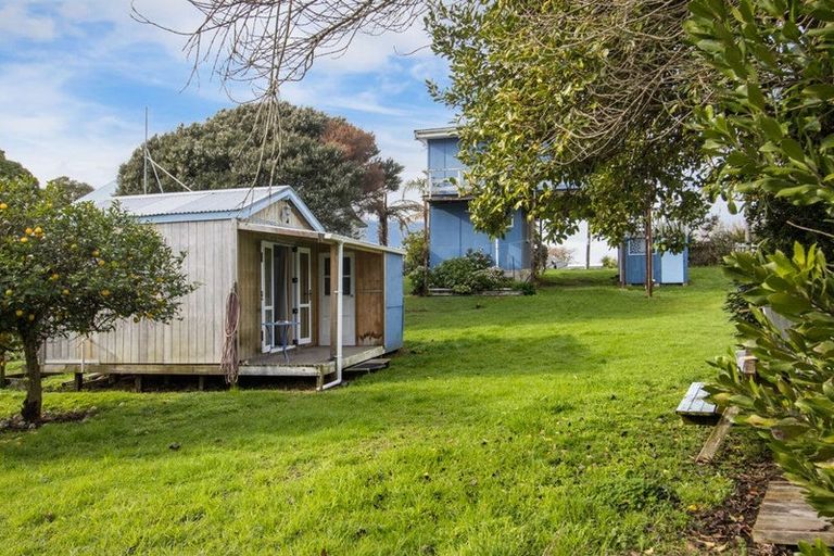 Photo of property in 54 Athenree Road, Athenree, Katikati, 3177