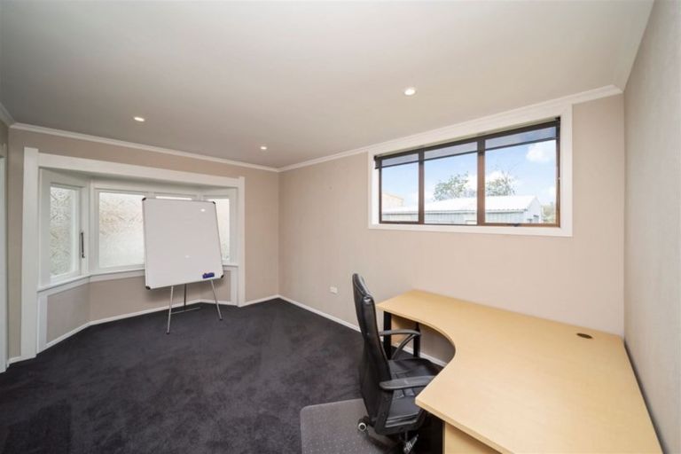 Photo of property in 47 Glover Road, Hawera, 4610