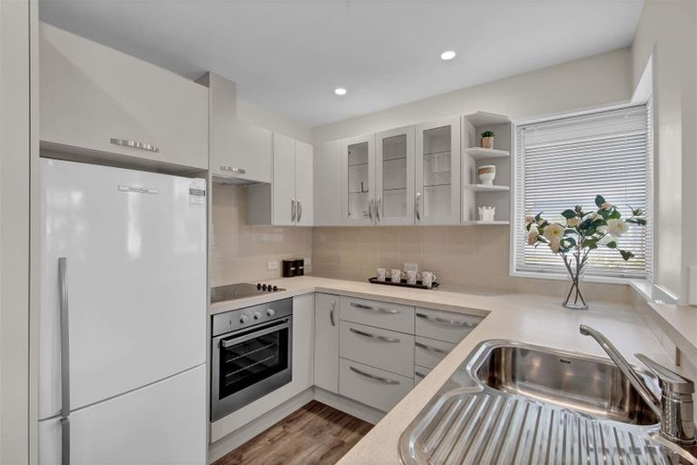 Photo of property in 1/36 Tuckers Road, Redwood, Christchurch, 8051