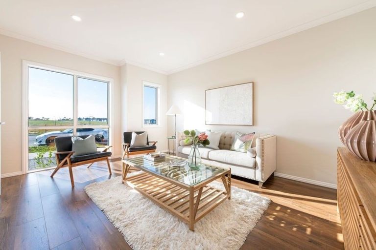 Photo of property in 56 Hikuawa Road, Flat Bush, Auckland, 2019