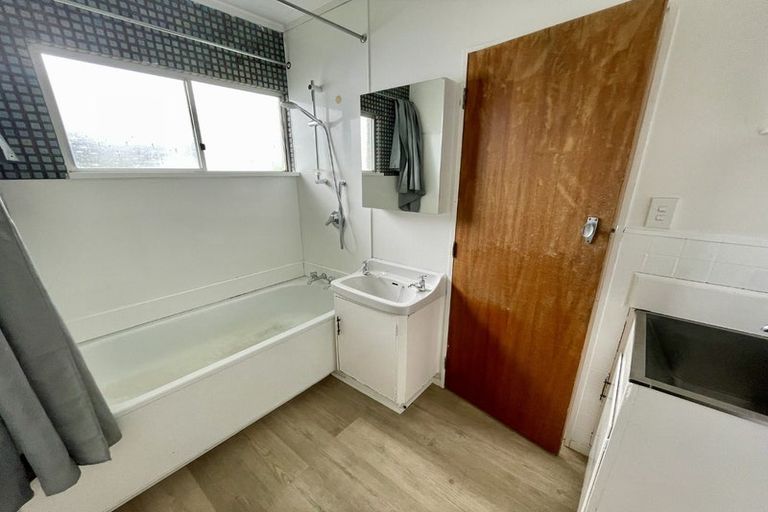 Photo of property in 43 Merton Street, Trentham, Upper Hutt, 5018