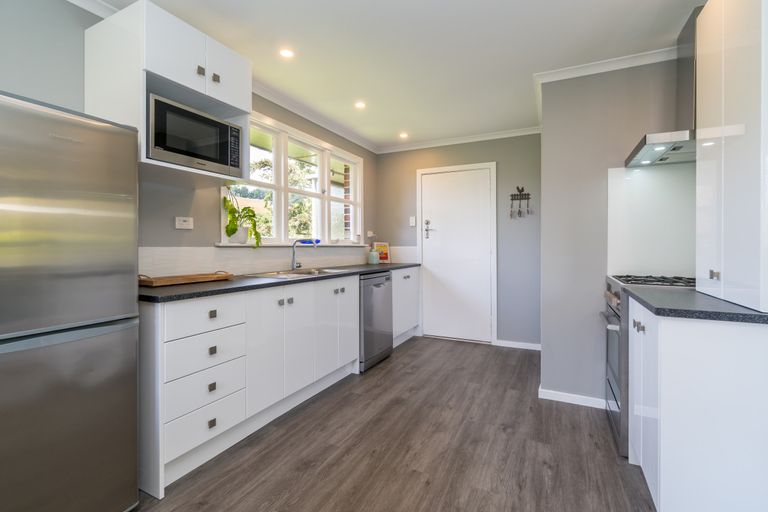 Photo of property in 86 Koremata Street, Green Island, Dunedin, 9018