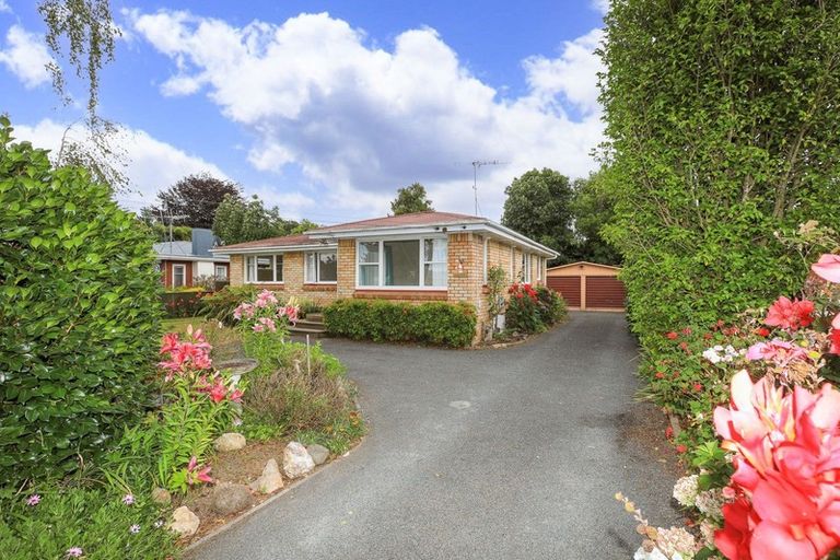 Photo of property in 42 Coleridge Drive, Enderley, Hamilton, 3214