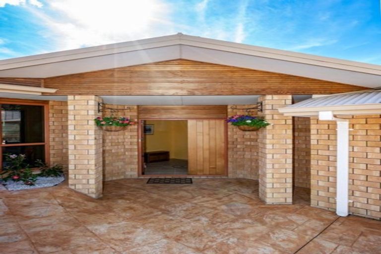 Photo of property in 41 Contour Avenue, Pyes Pa, Tauranga, 3112