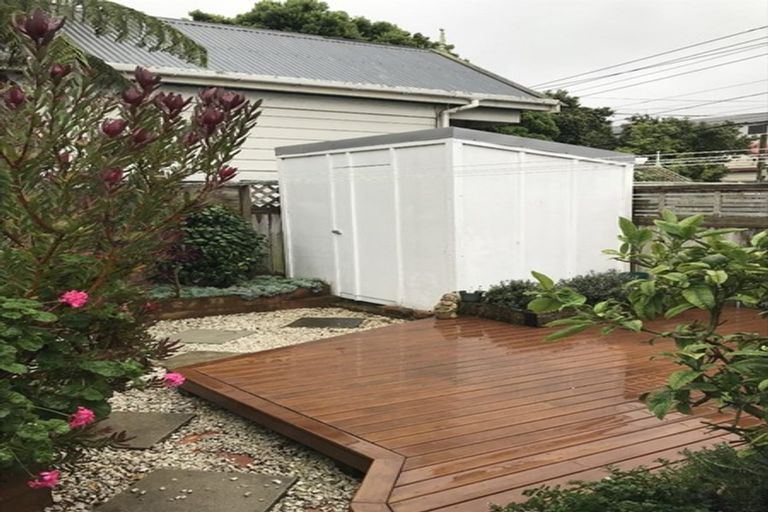 Photo of property in 196 Rintoul Street, Berhampore, Wellington, 6023