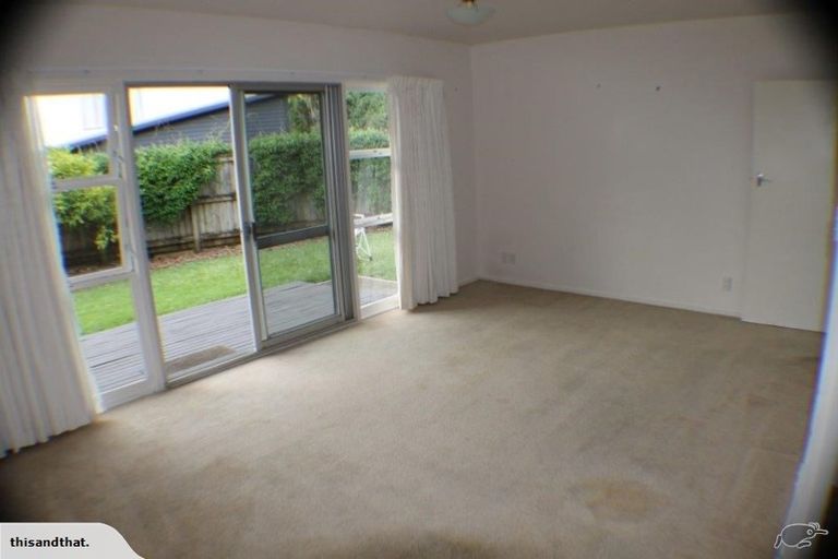 Photo of property in 1/133 Shakespeare Road, Milford, Auckland, 0620