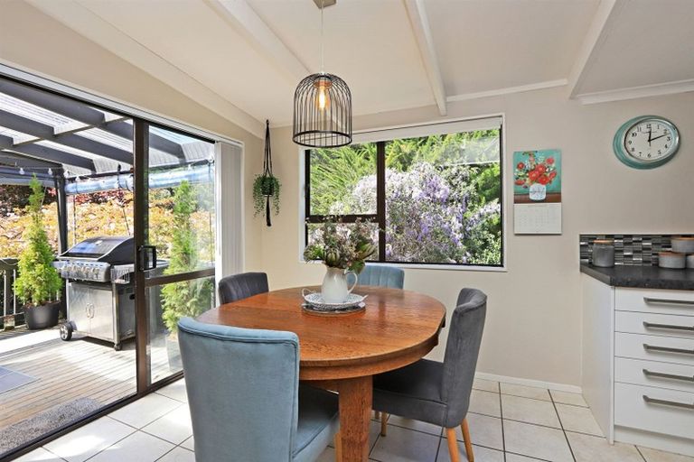 Photo of property in 9 Reeve Drive, Havelock North, 4130