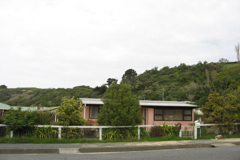 Photo of property in 17 Brighton Street, Kaikoura, 7300