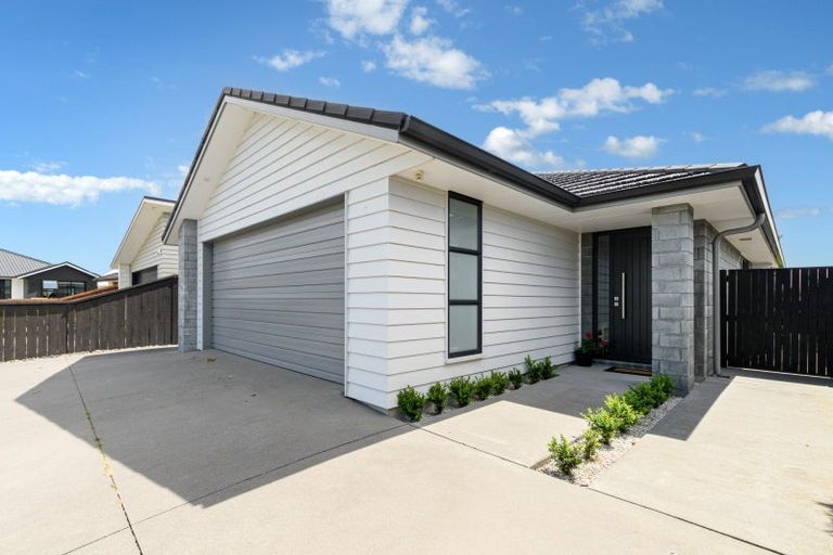Photo of property in 34 Batty Street, Papamoa Beach, Papamoa, 3118