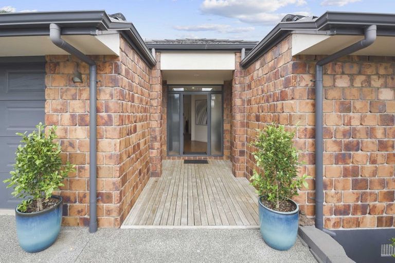 Photo of property in 28 Hawaiian Parade, Arkles Bay, Whangaparaoa, 0932