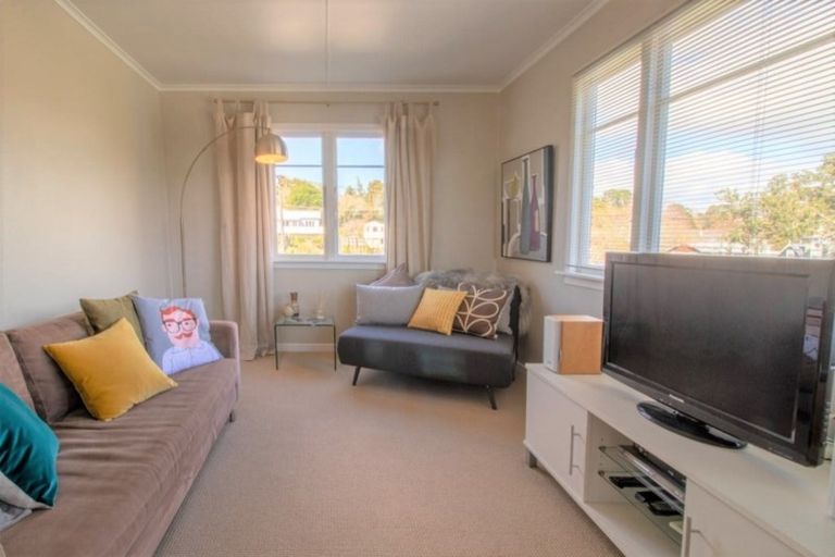 Photo of property in 5a Pendarves Street, New Plymouth, 4310