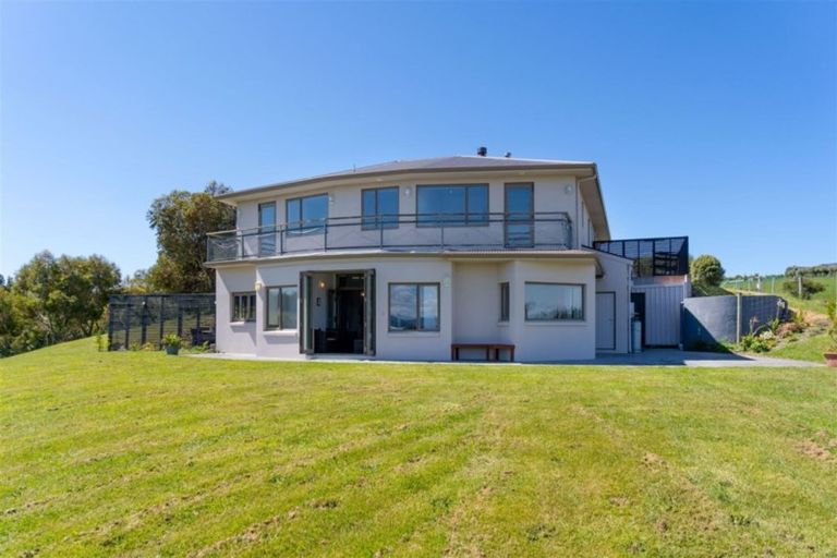 Photo of property in 89 Sutherland Drive, Martinborough, 5781