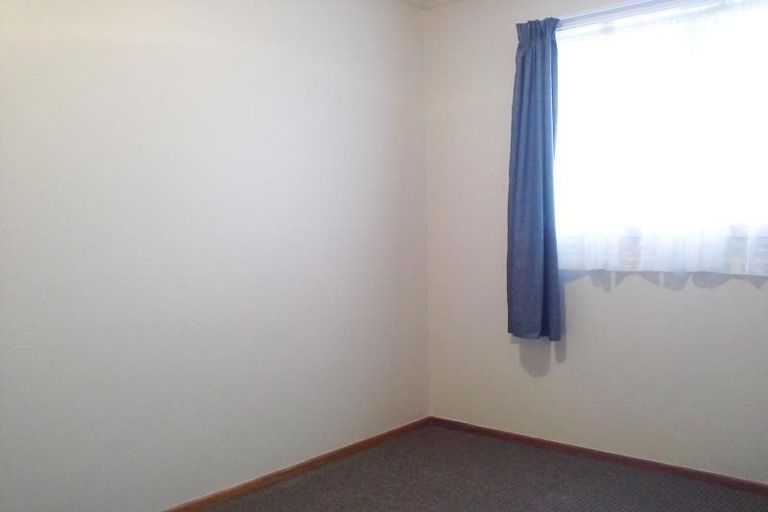 Photo of property in 2/2 Wynyard Street, Bell Block, New Plymouth, 4312