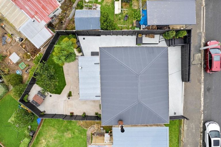 Photo of property in 6 Magnetic Street, Port Chalmers, 9023