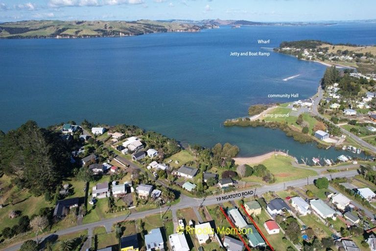 Photo of property in 19 Ngatoto Road, Tinopai, Matakohe, 0593