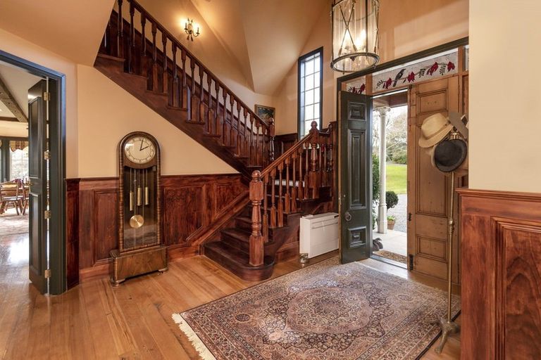 Photo of property in 346 Clifton Road, Whitford, Howick, 2571