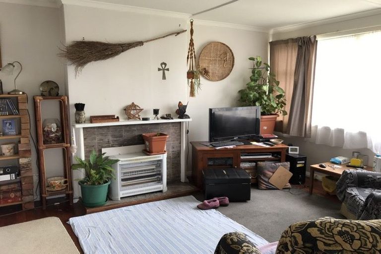 Photo of property in 66 Peat Place, Whanganui, 4500