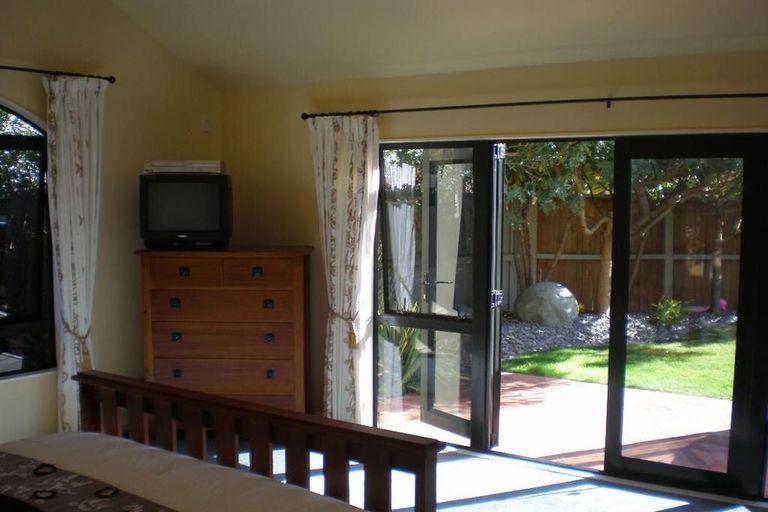 Photo of property in 64 Navigation Drive, Whitby, Porirua, 5024