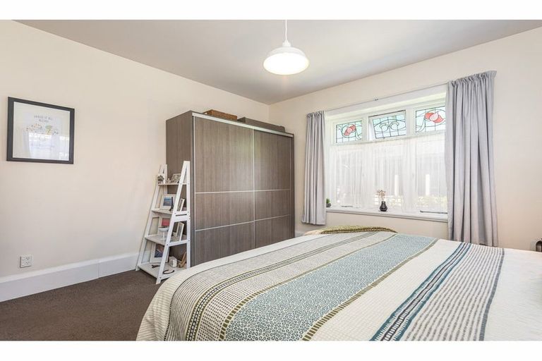 Photo of property in 37 Hendon Street, Edgeware, Christchurch, 8013