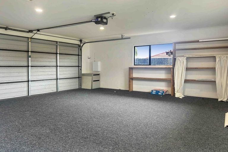 Photo of property in 121 Queens Road, Waikanae Beach, Waikanae, 5036