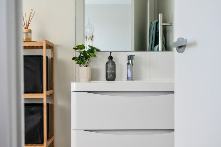 Photo of property in 3 Manawaroa Close, Grandview Heights, Hamilton, 3200