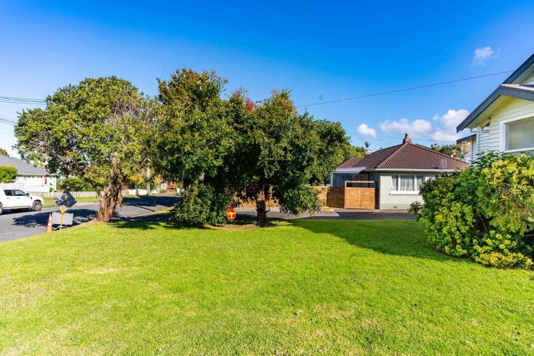 Photo of property in 30 Third Avenue, Avenues, Whangarei, 0110
