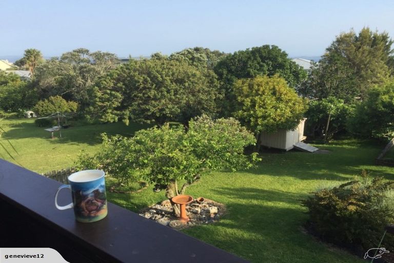 Photo of property in 1394 Whangaparaoa Road, Army Bay, Whangaparaoa, 0930