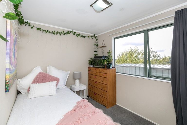 Photo of property in 43 Baverstock Road, Nawton, Hamilton, 3200