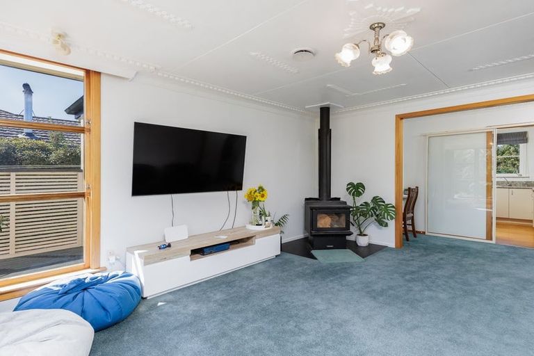 Photo of property in 35 Rhodes Street, Waimate, 7924