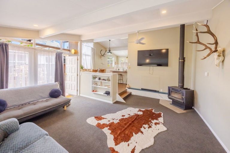 Photo of property in 128 Mount Herbert Road, Waipukurau, 4200