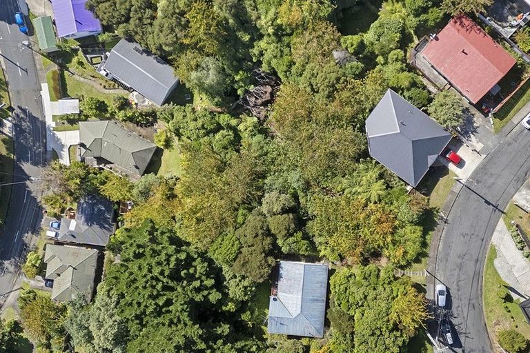 Photo of property in 8 Castle Crescent, Stokes Valley, Lower Hutt, 5019