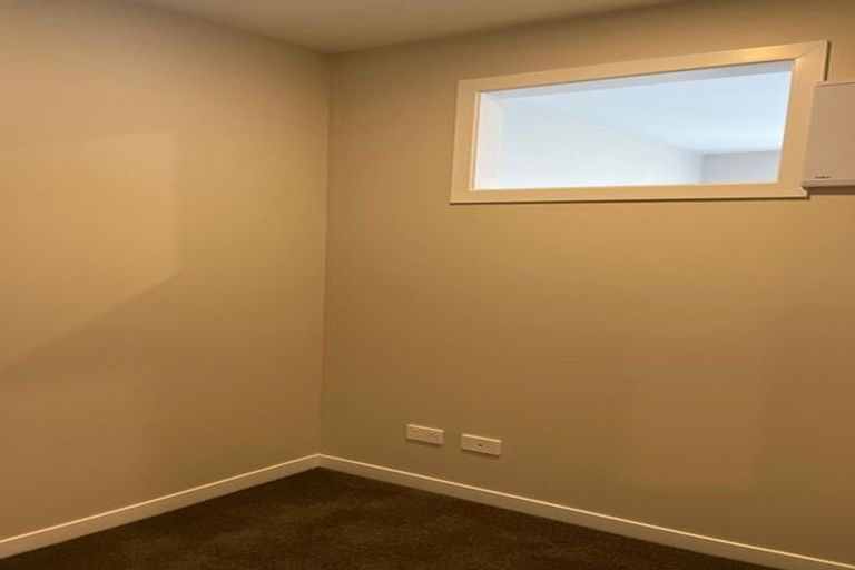 Photo of property in 6/58 Te Atatu Road, Te Atatu South, Auckland, 0610