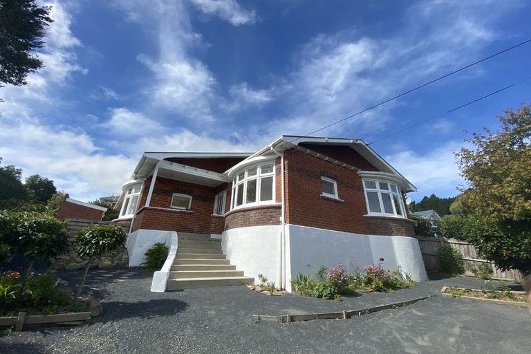 Photo of property in 34 Grandview Crescent, Opoho, Dunedin, 9010