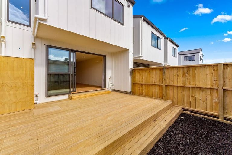 Photo of property in 17c Swaffield Road, Papatoetoe, Auckland, 2025