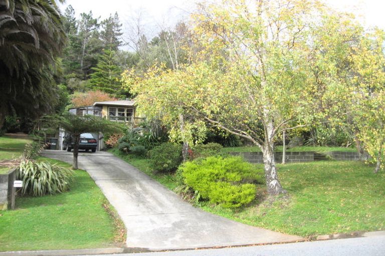 Photo of property in 109 Horoeka Street, Stokes Valley, Lower Hutt, 5019