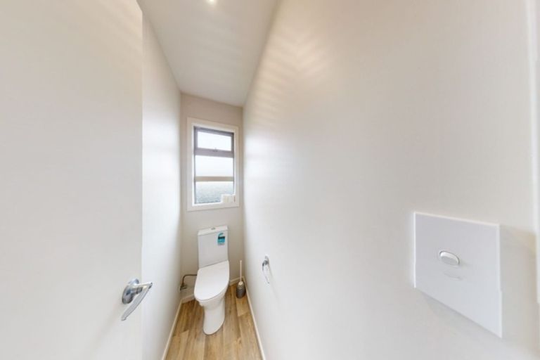 Photo of property in 5 Hood Street, Castlecliff, Whanganui, 4501