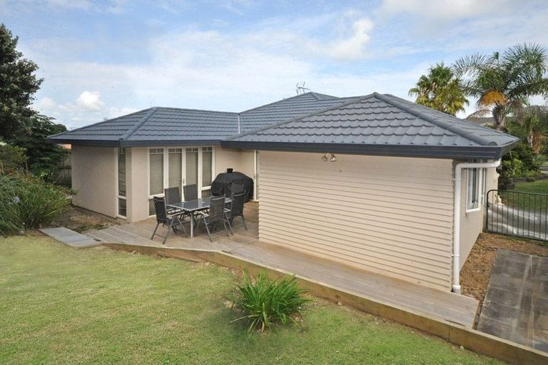 Photo of property in 26 Bellville Drive, Clendon Park, Auckland, 2103