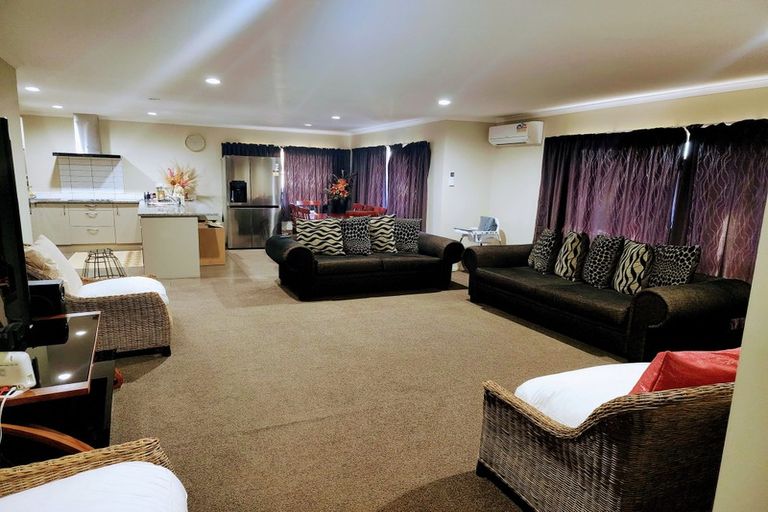 Photo of property in 55b Kenderdine Road, Papatoetoe, Auckland, 2025