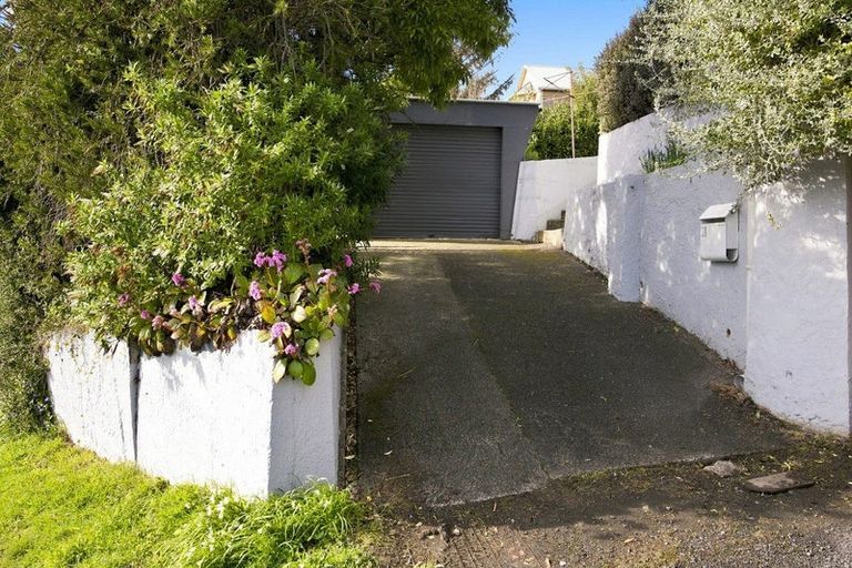Photo of property in 28 Carson Street, Mornington, Dunedin, 9011