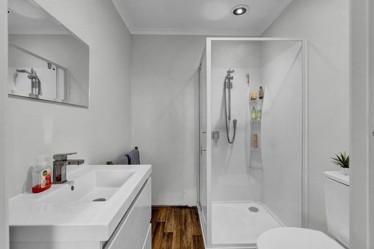 Photo of property in 9 Bronte Place, Whalers Gate, New Plymouth, 4310