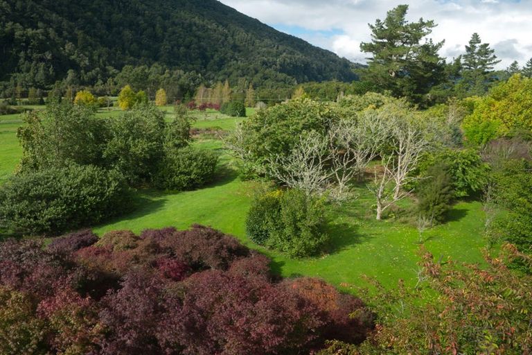 Photo of property in 3352 Ahaura-kopara Road, Totara Flat, 7871