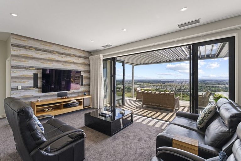 Photo of property in 323 Kennedys Bush Road, Kennedys Bush, Christchurch, 8025