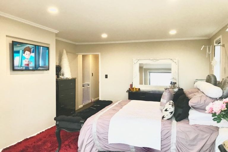 Photo of property in 43a Shanaway Rise, Hillcrest, Auckland, 0627